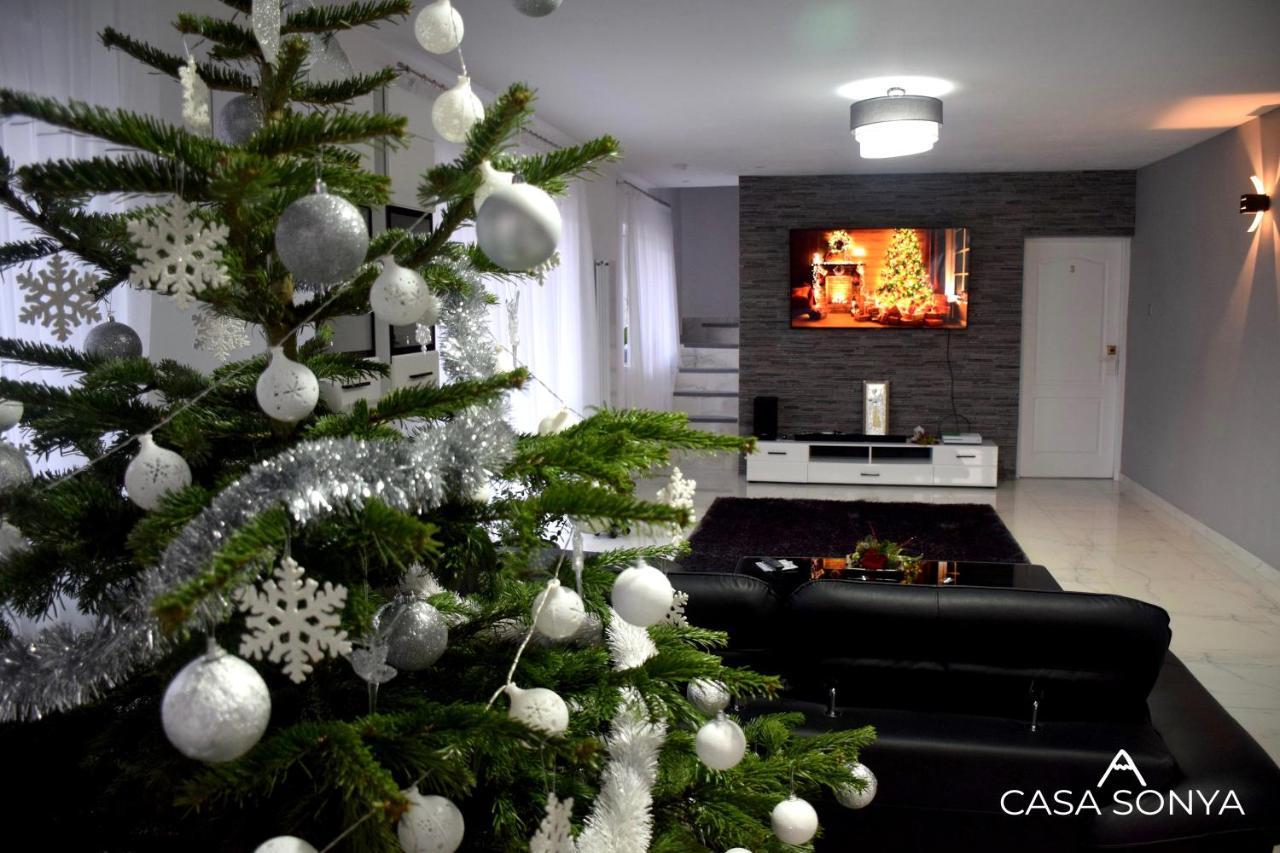 Apartmán Casa Sonya Aninoasa Exteriér fotografie