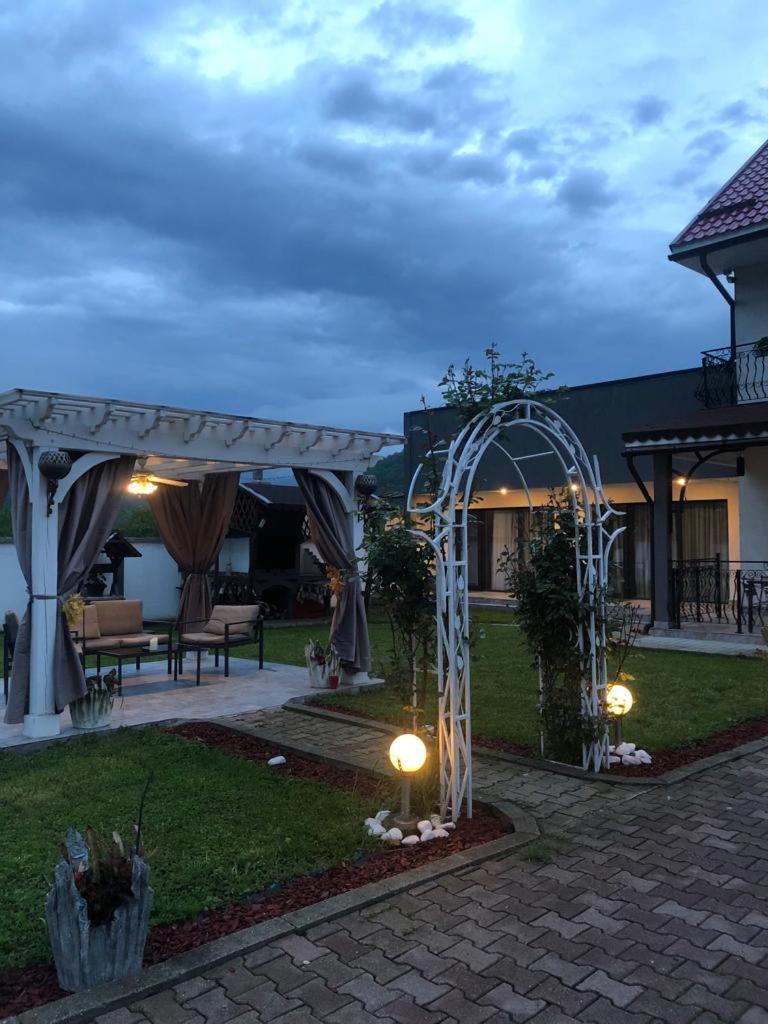 Apartmán Casa Sonya Aninoasa Exteriér fotografie