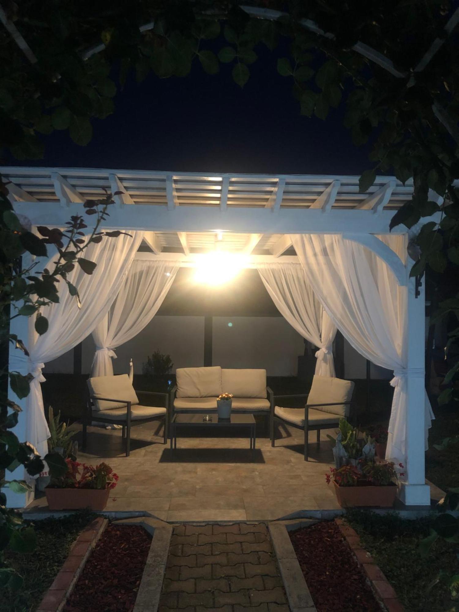 Apartmán Casa Sonya Aninoasa Exteriér fotografie
